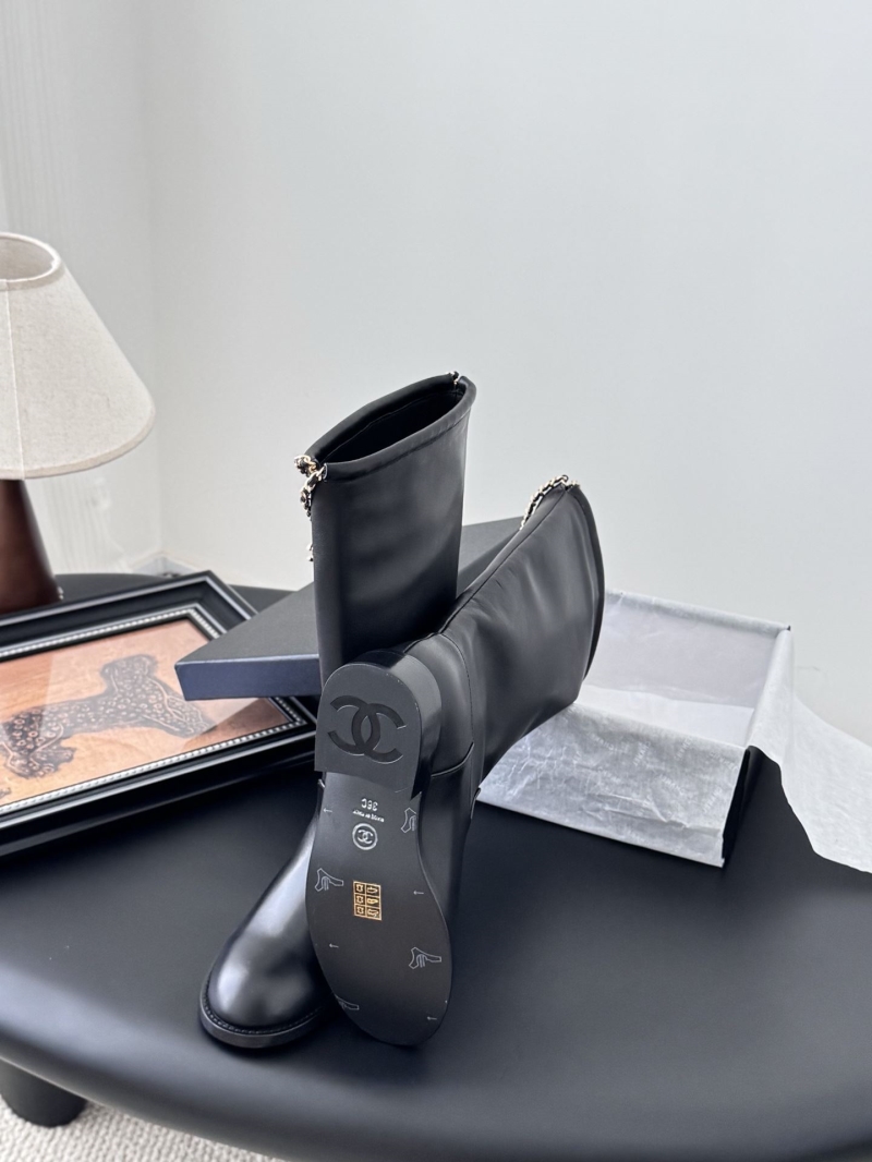 Ch**el boots